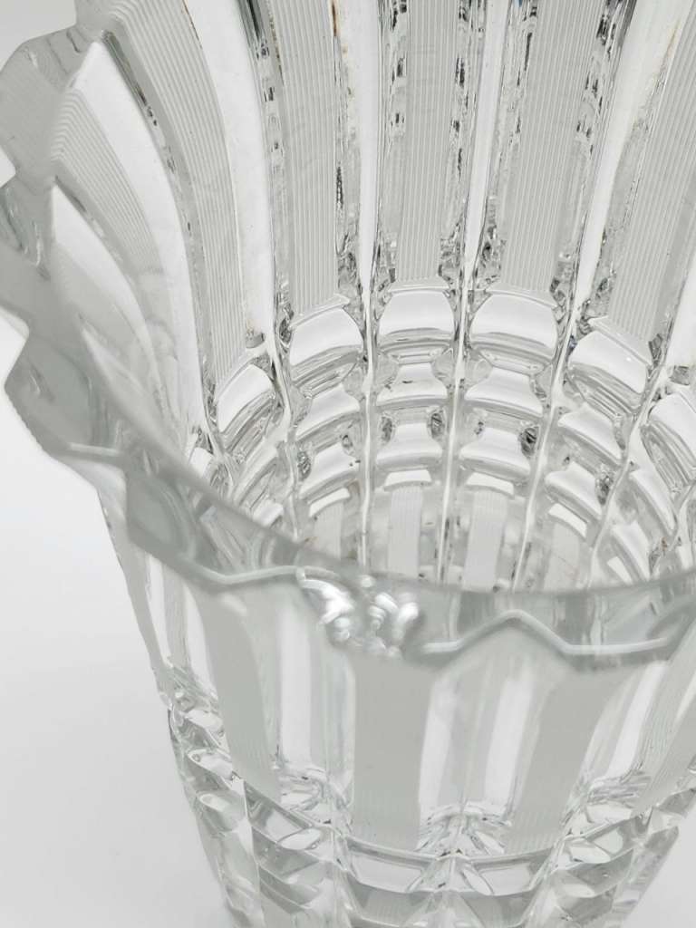 Ваза хрусталь 28 см (есть скол)