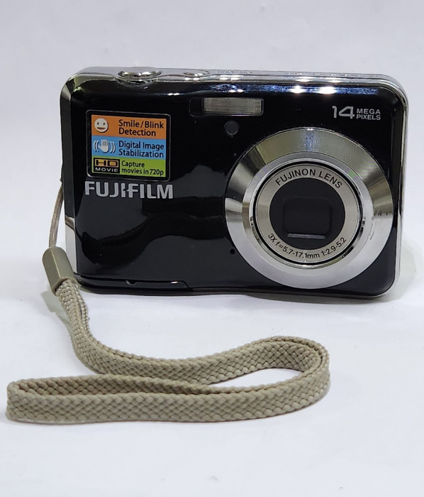 Фотоаппарат цифровой Fujifilm FinePix AV200  Китай  рабочий (сост. отл)