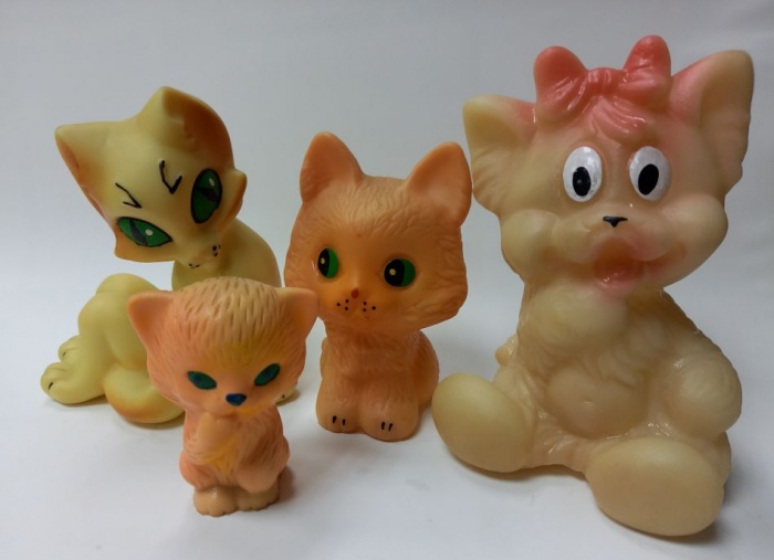 Набор игрушек резиновых 4шт. &quot;Котики&quot; (сост.на фото)