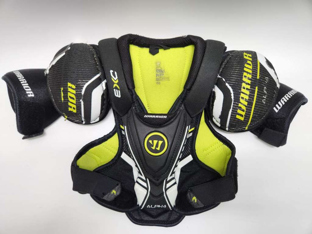 Хоккейный нагрудник Alpha JR small и Шорты Bauer JR small детские 