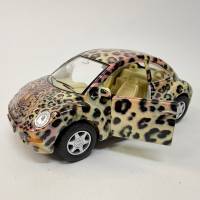 Модель авто 1:32 Volkswagen New Beetle Леопард Kinsmart без коробки