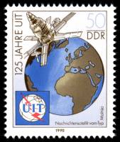 (1990-038) Марка Германия (ГДР) "Спутник связи"    U.I.T. 125 лет III O