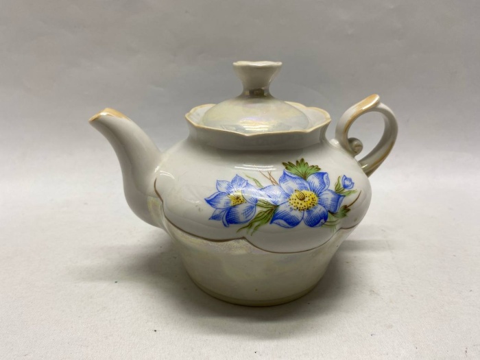 Чайник заварочный фарфор перламутр