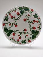 Тарелка декоративная настенная Земляника ЛФЗ фарфор 1980-е 20 см