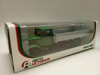 Модель авто 1:43 Маз 200 Автоистория в коробке