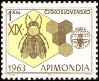 (1963-036) Марка Чехословакия "Медоносная пчела"    19-й Международный Конгресс пчеловодо III Θ