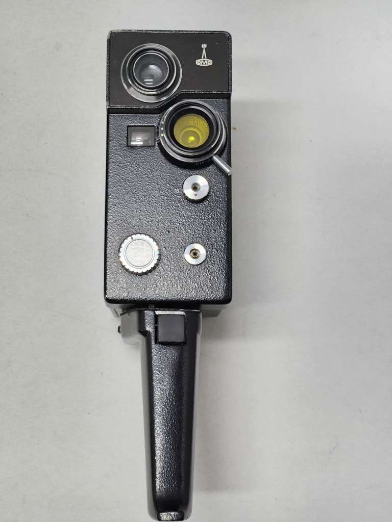 Кинокамера Аврора Супер 2х8 с футляром СССР