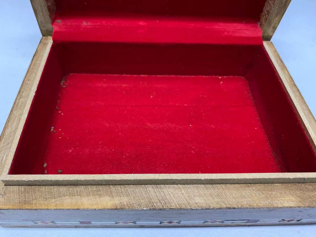 Шкатулка деревянная из под Сирийских сигар