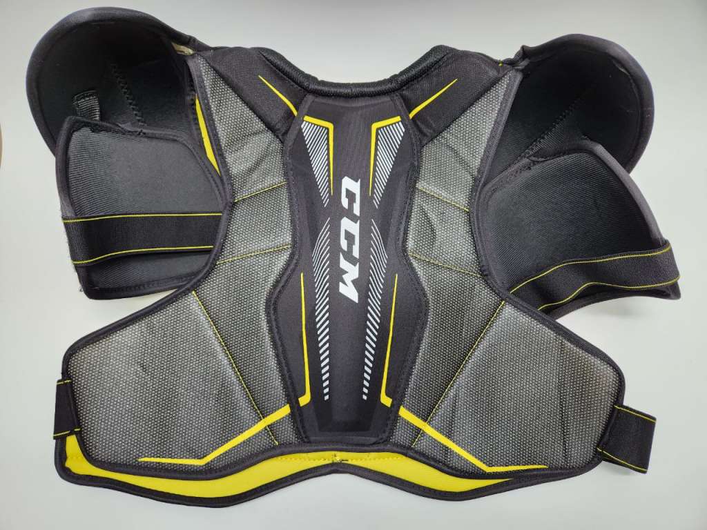 Нагрудник хоккейный CCM 9040 грудь 102-109 см рост 178-188