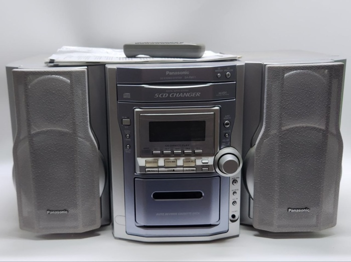 Музыкальный центр Panasonic SC-PM11 рабочий с документами