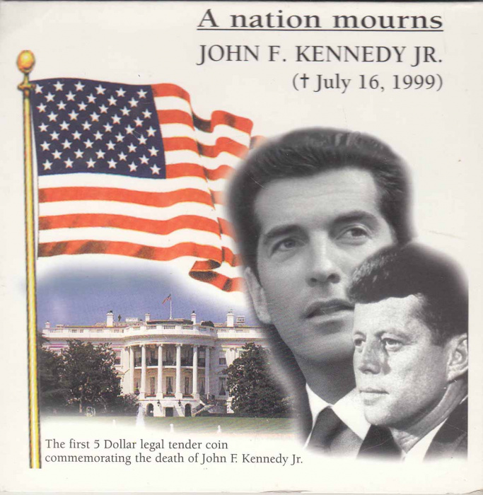 (1999) Монета Либерия 1999 год 5 долларов &quot;Джон Фицджеральд Кеннеди Младший&quot;  Медь-Никель  Буклет
